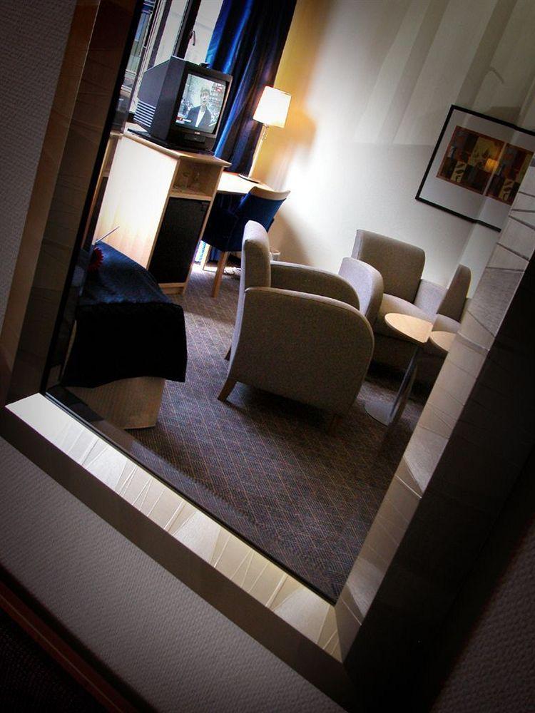 City Living Sentrum Hotel Trondheim Bagian luar foto